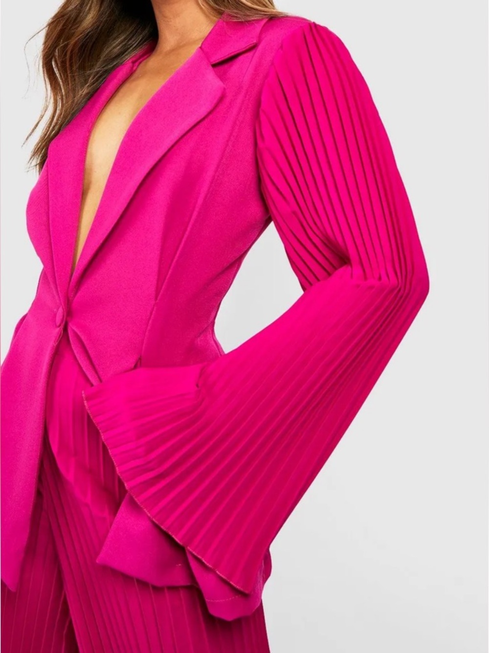 Boohoo Pleated Wide-Leg Pantsuit - Picture 2 of 5